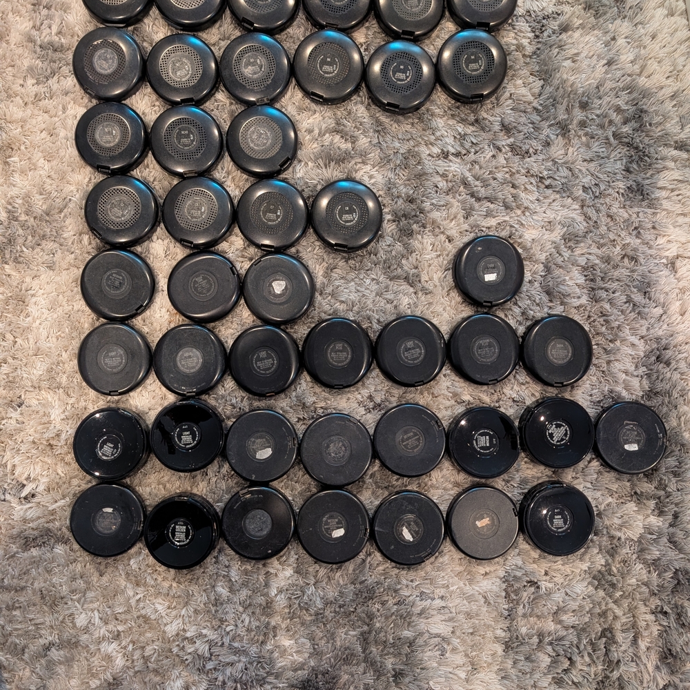 Black Round Containers